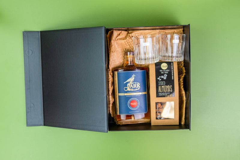 LARK WHISKY HAMPER